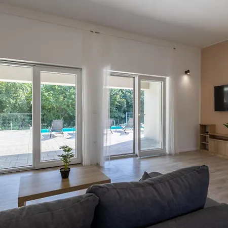 E&m Forest Retreat * Svetvinčenat