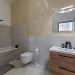 E&m Forest Retreat Villa *