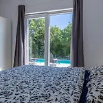 Villa E&m Forest Retreat